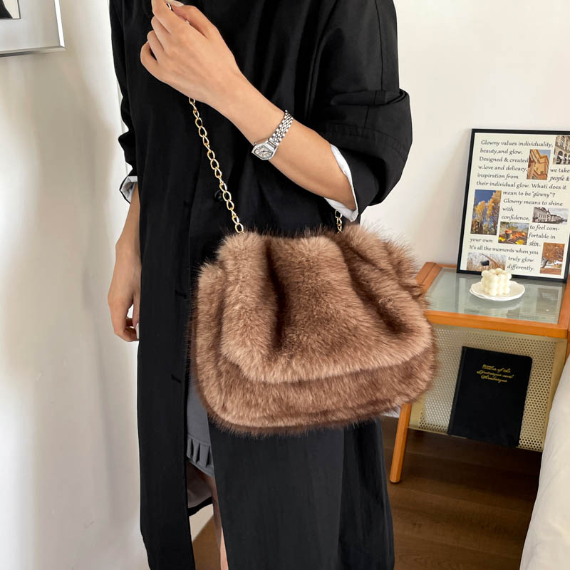 Bolso bandolera con solapa par - Women Bags 2026 Trends reseña y precio